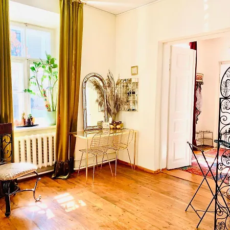 Unique Space With A Classic Vintage Touch For Three * ヴィリニュス